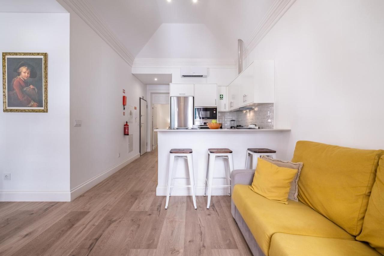 Cayres Suites Surdo Фуншал Екстериор снимка