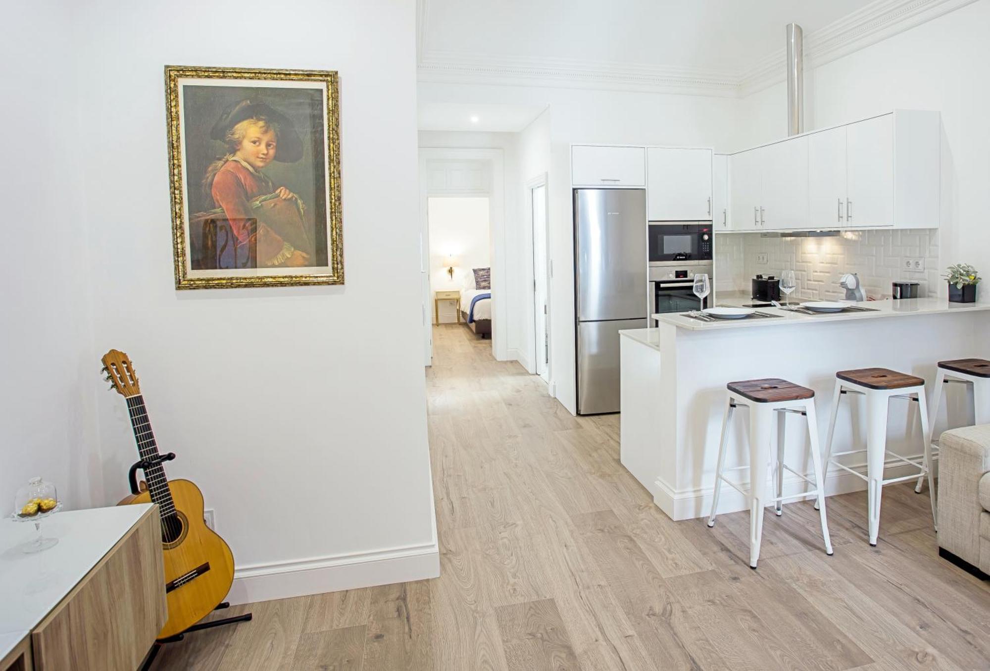 Cayres Suites Surdo Фуншал Екстериор снимка
